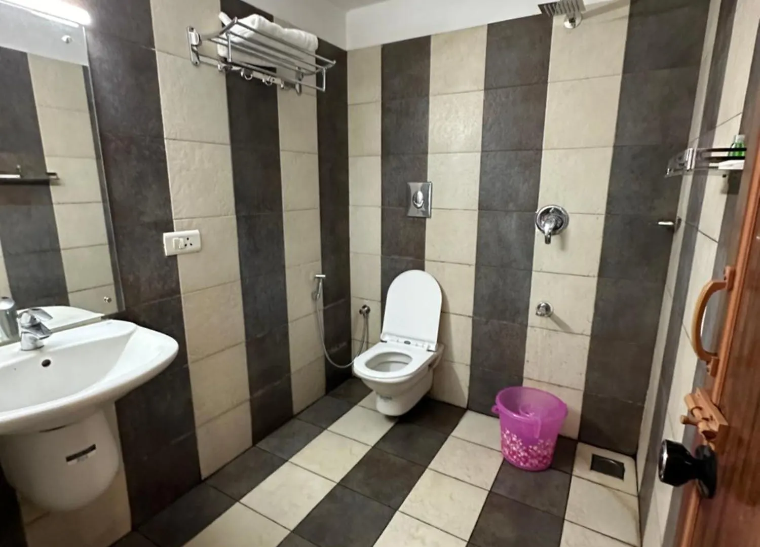 Crystal Inn Kalpetta 3*,  India