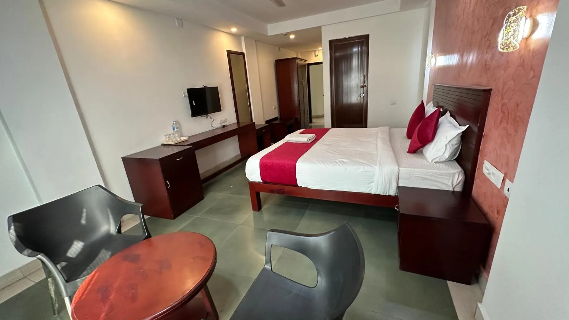 Crystal Inn Kalpetta 3*,